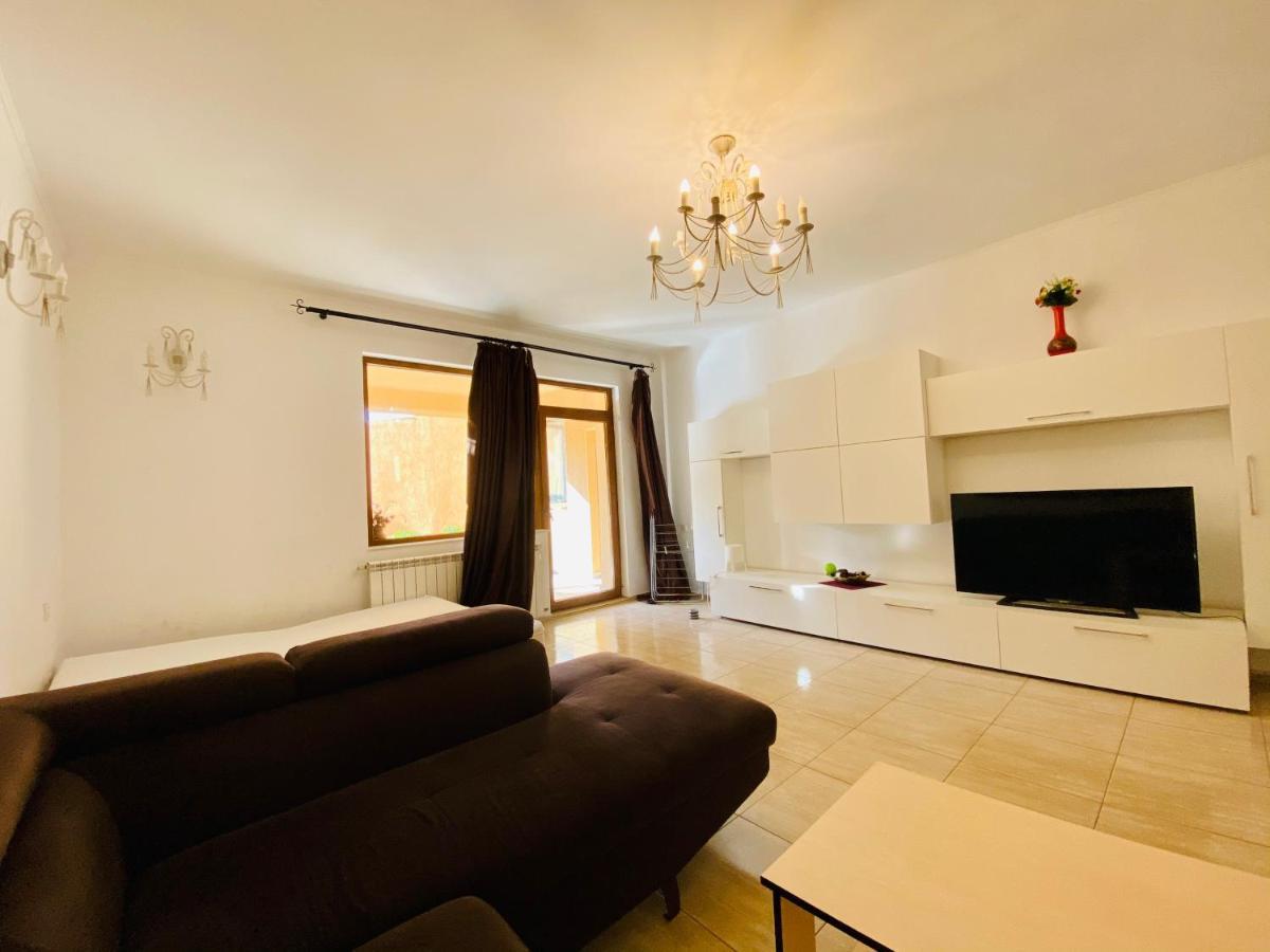 Апартаменты Apartament Central Констанца Экстерьер фото