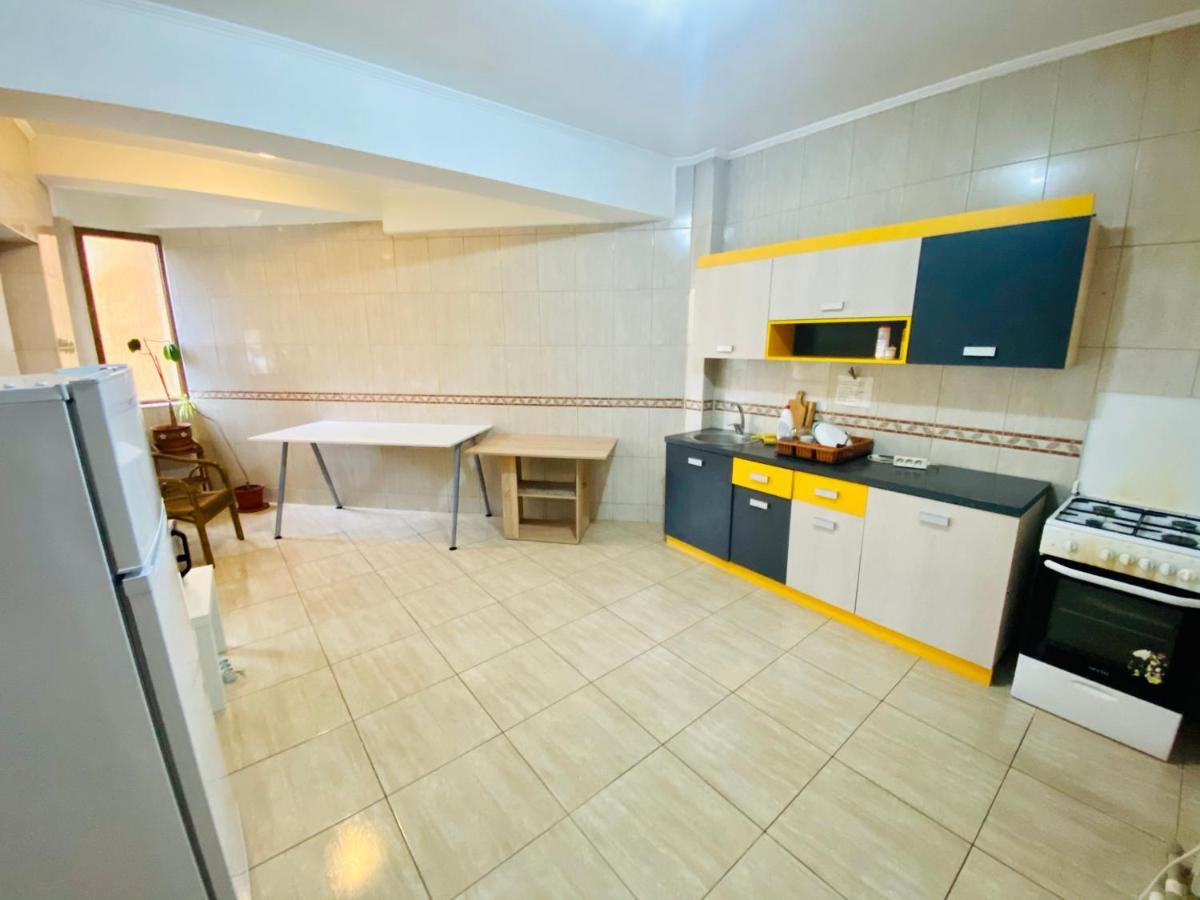 Апартаменты Apartament Central Констанца Экстерьер фото