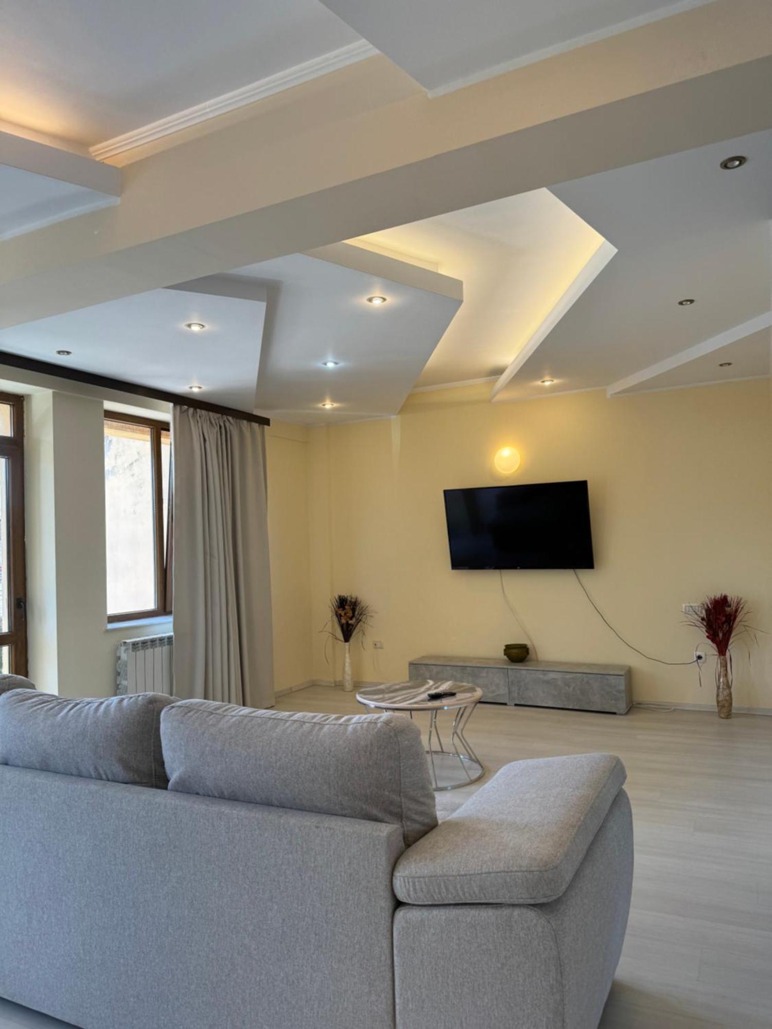 Апартаменты Apartament Central Констанца Экстерьер фото