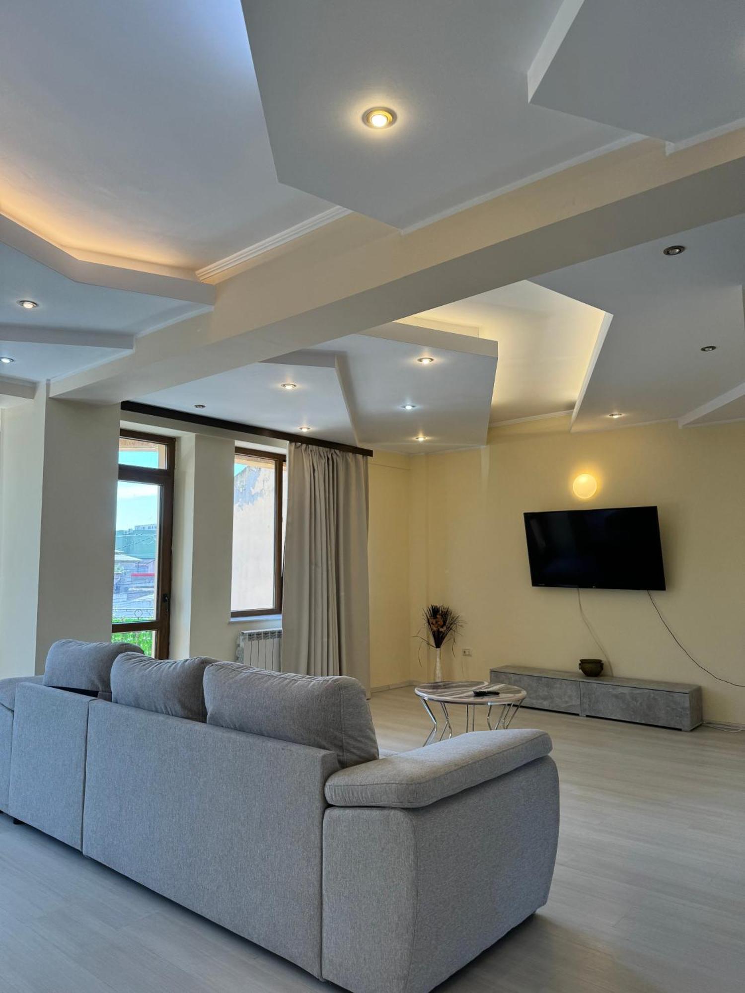 Апартаменты Apartament Central Констанца Экстерьер фото